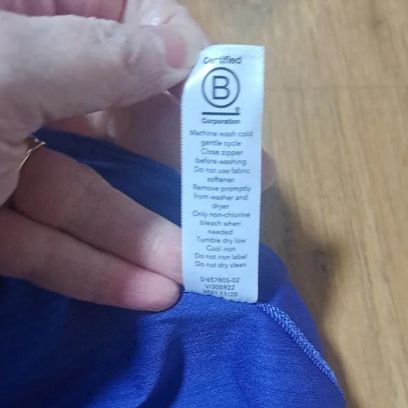 Athleta Royal Blue Muscle Tee - Picture 10 of 11